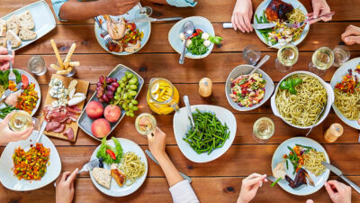 Essen, Tisch, Familie, Esstisch, Hände
