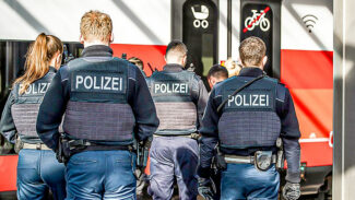Ladendieb begrüßt Polizei mit Hitlergruß
