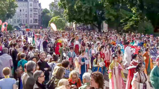 1,1 Millionen feiern Karneval der Kulturen in Berlin