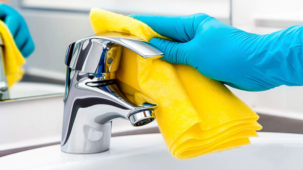 Putzen, Reinigen, Wasserhahn, Reinigungskraft, Ukraine, Putzfrau, Hygiene