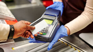 Warum Wechselstuben Bezahlkarten für Geflüchtete umtauschen