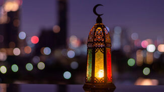 Warum Christen und Muslime fasten Warum Christen und Muslime fasten