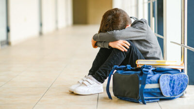 Schüler, Schule, Bildung, Traurig, Gewalt, Schultasche, Bücher