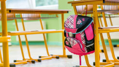 Schule, Bildung, Tasche, Schulranzen, Schulklasse, Tische, Stühle