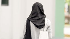 Muslima, Kopftuch, Religion, Straße, Religion, Rassismus, Diskriminierung, Islamfeindlichkeit