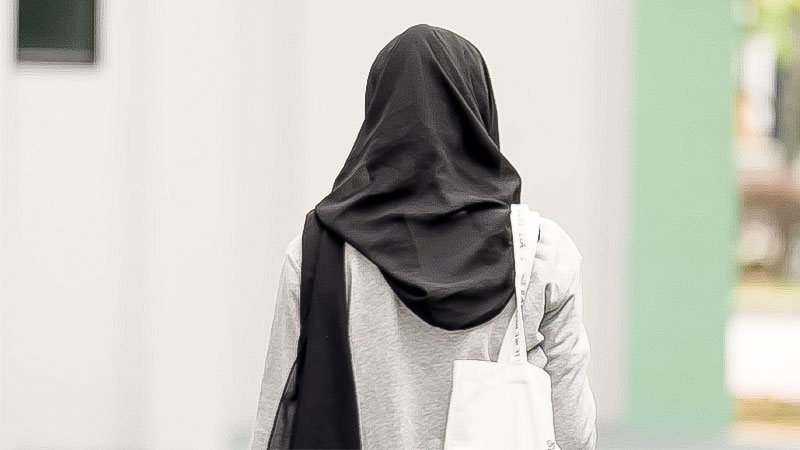 Gebetsverbot an der Schule – Klage gegen Berliner Gymnasium Gebetsverbot an der Schule – Klage gegen Berliner Gymnasium