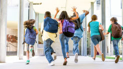 Kinder, Schule, Bildung, Tasche, Jubel, Freude, Ferien, Schulferien