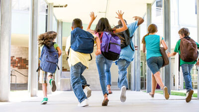 Kinder, Schule, Bildung, Tasche, Jubel, Freude, Ferien, Schulferien