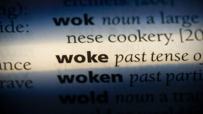 woke, wokeness, Rassismus, Diskriminierung, Debatte, Wörterbuch