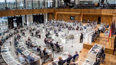 Niedersachsen, Landtag, Politik, Politiker, Parlament, Debatte, Diskussion