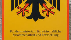 Bundesministerium für wirtschaftliche Zusammenarbeit und Entwicklung, Bundesadler, Schild, Entwicklungshilfe