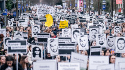 Demo, Demonstration, Menschen, Hanau, Rassismus, Rechtsextremismus, Rechtsterrorismus