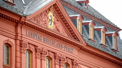 Rheinland-Pflaz, Landtag, Gebäude, Parlament, Politik, Bäume