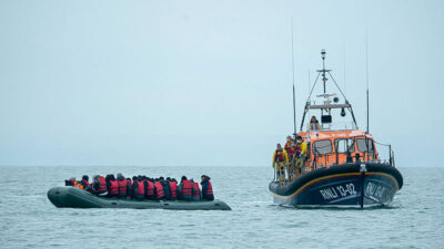 Ärmelkanal, Geflüchtete, Flüchtlinge, Meer, Küstenwache, Migration, Flucht, Rettung