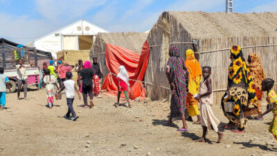 Sudan, Sudanesen, Kinder, Frauen, Flüchtlingslager, Armut, Afrika, Hunger, Hilfe