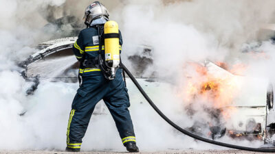 Feuerwehr, Feuer, Auto, Kfz, Brand, Rauch, Löschen