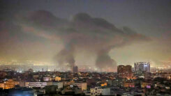 Iran, Krieg, Rauch, Gewalt, Nacht, Stadt, Skyline