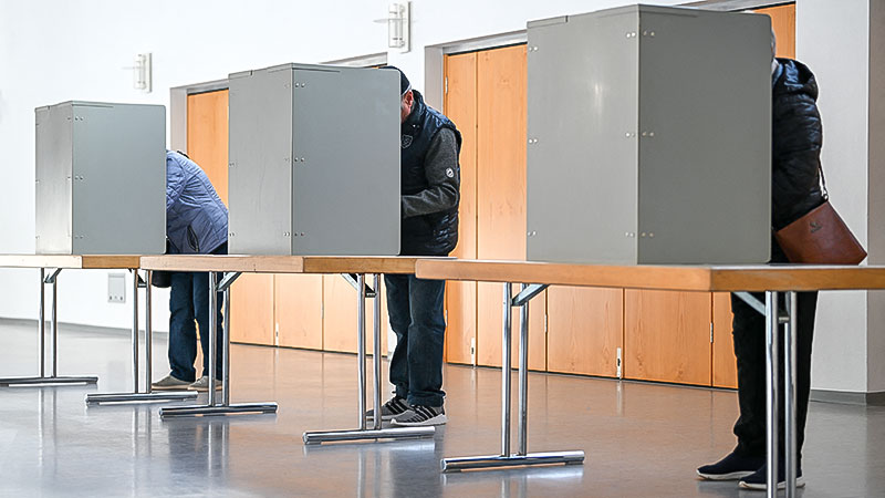 Rechte Wahlerfolge in Hessen: AfD gefestigt, frühere NPD zweistellig