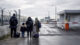 Schranke, Familie, Asyl, Flucht, Flüchtlinge, Geflüchtete, Grenze