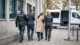 Abschiebung, Frau, Mann, Polizei, Familie, Ehepaar