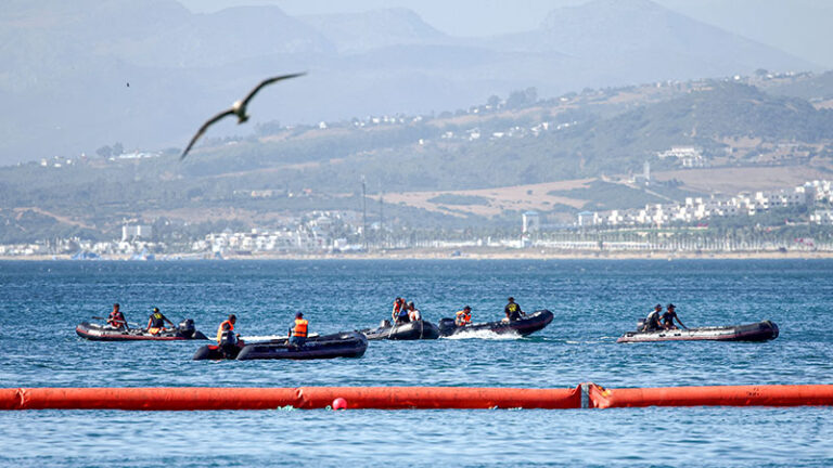 Flüchtlinge, Ceuta, Spanien, Marokko, Meer, Tod, Flucht, Grenze, Migranten