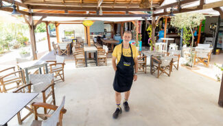Angezündet, bedroht, weitergemacht: Die Social Kitchen von Chios