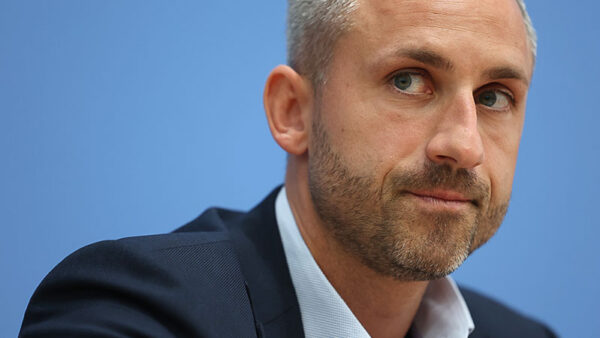 Ulrich Siegmund, AfD, Politiker, Rechtsextremist, Neonazi, Pressekonferenz
